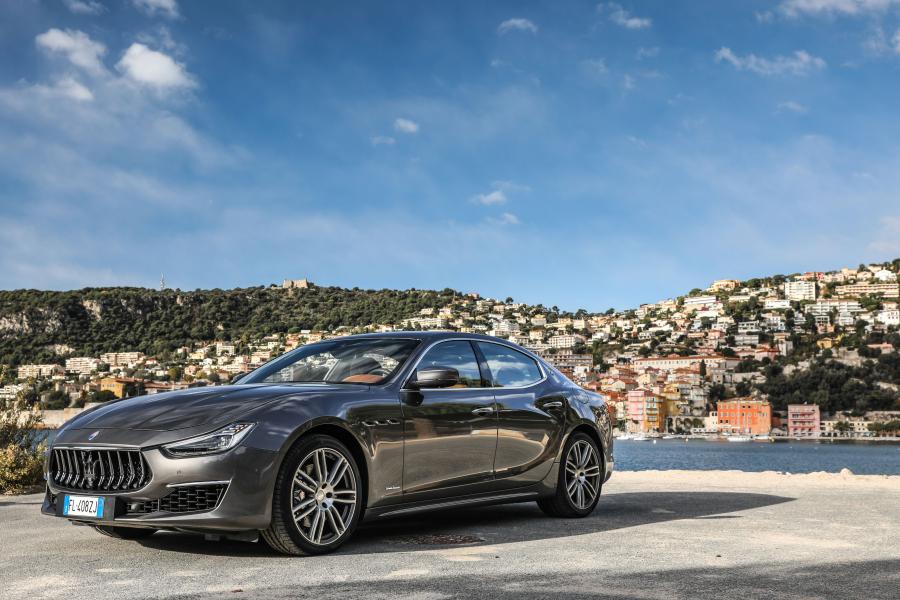  Maserati Ghibli S GranLusso 2017 года  (фото 30 из 45)
